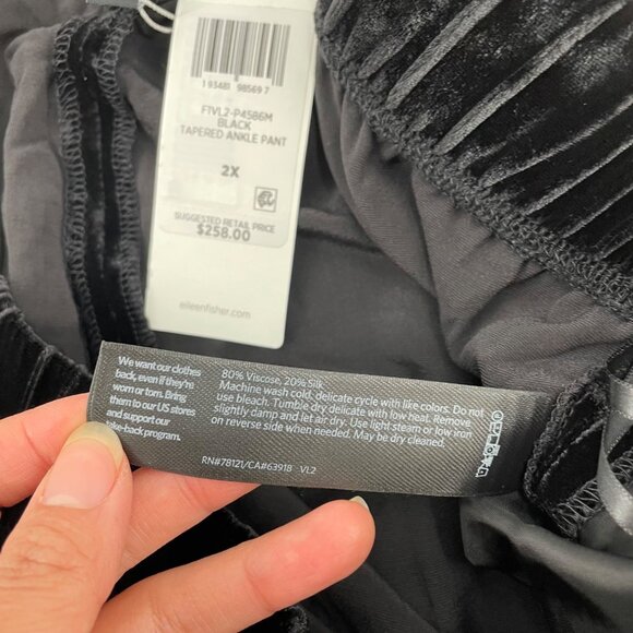 NWT Eileen Fisher Black Velvet Tapered Ankle Pants Womens Plus Size 2X Silk - Picture 5 of 9